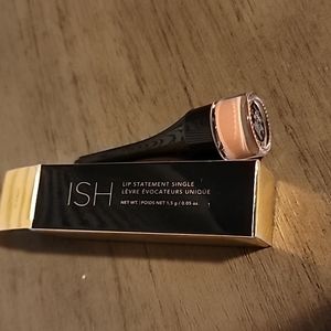 Ish Iconic Lip Statement NWT